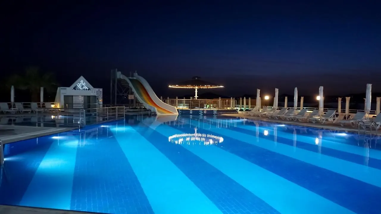Roseira Beach Resort Gulluk Hotel