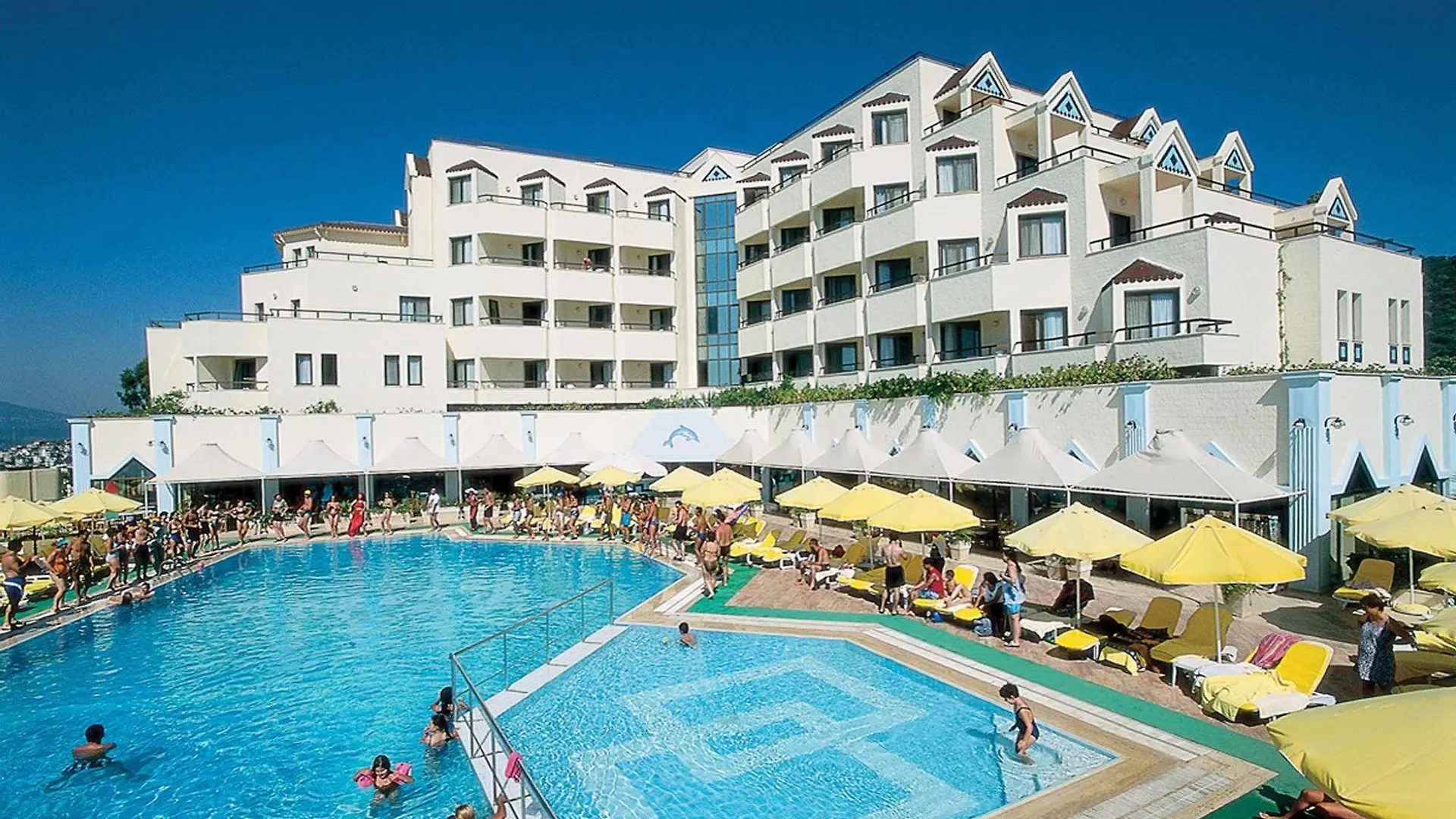 Roseira Beach Resort Gulluk 4*,