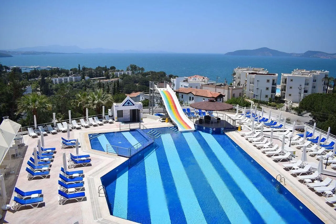 Roseira Beach Resort Gulluk 4*,